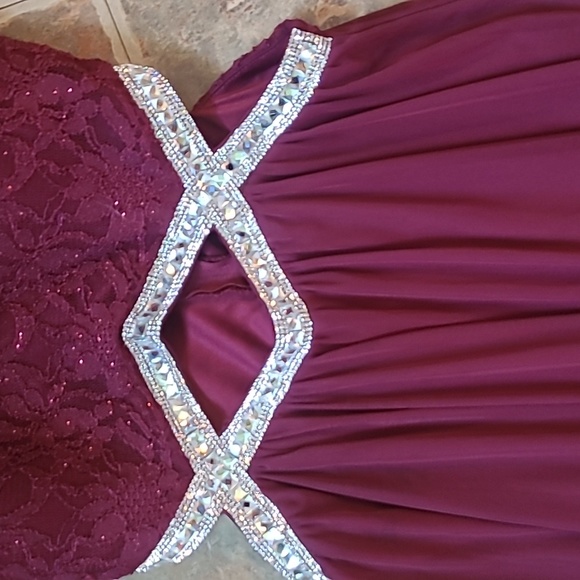 Formal dress size 9 - Picture 3 of 6